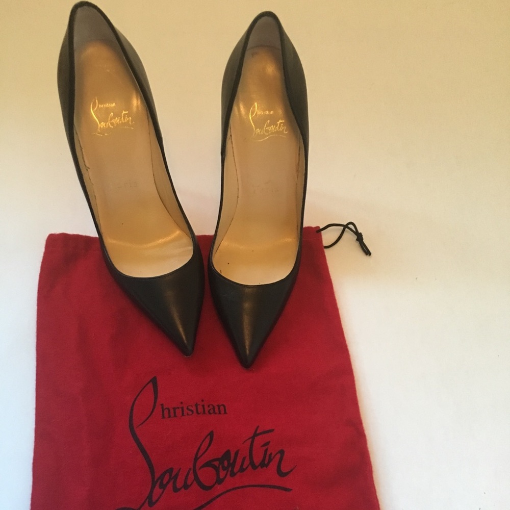 Christian Louboutin So Kate Black Stiletto